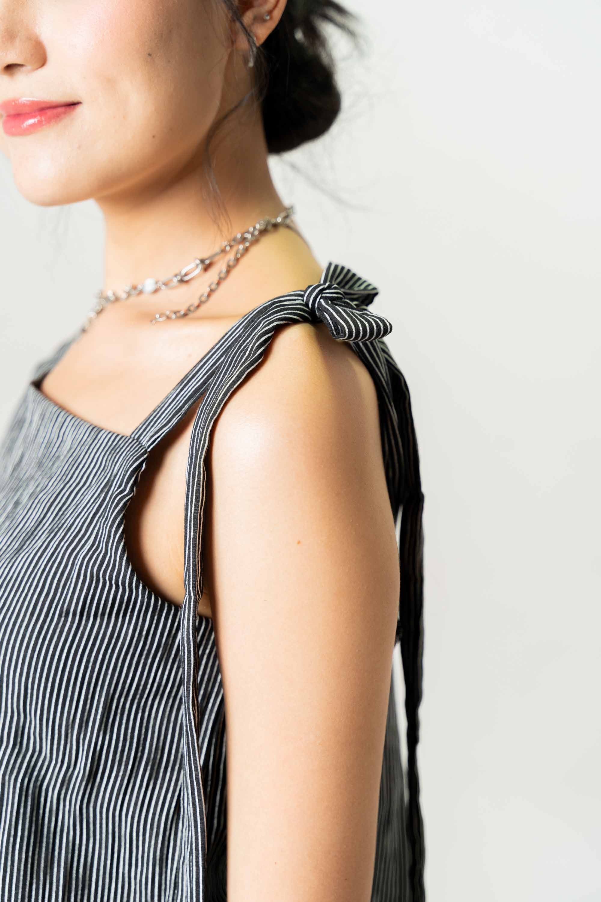 Amelia Shoulder Tie Black Top